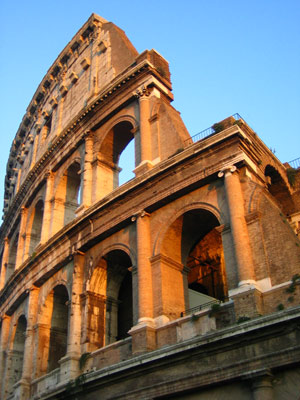 Die Ordnungen der Säulen des Kolosseums