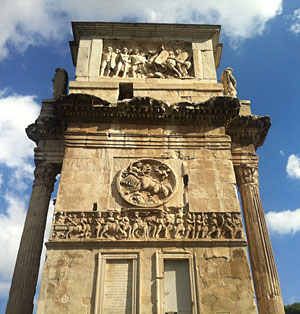Arco di Costantino, laterale