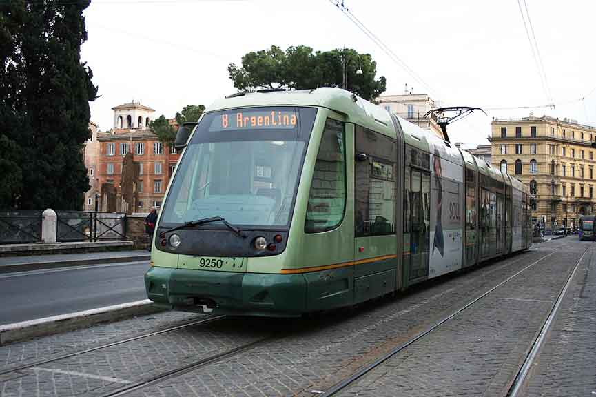 Linea 8 tram Atac Roma